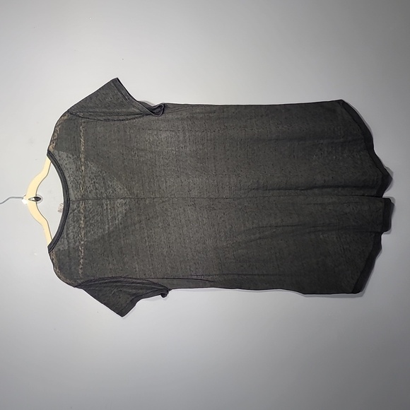 Divided Grunge Distressed Black Asymmetrical Hem V-Neck Top - Picture 6 of 8